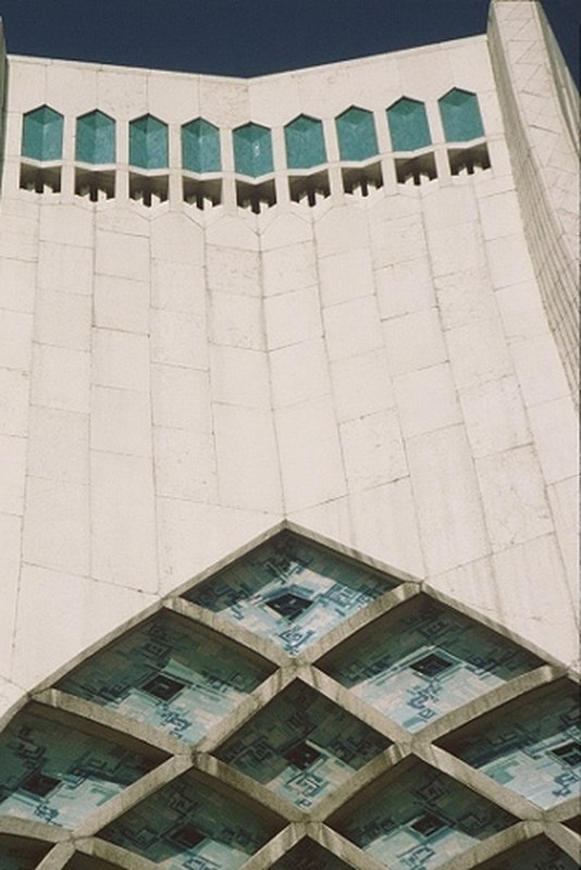 Azadi Tower (Monument) - Amanat - Exterior